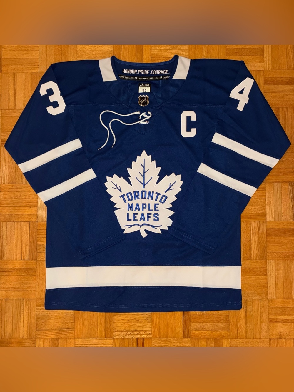 Toronto Maple Leafs Matthews Jersey